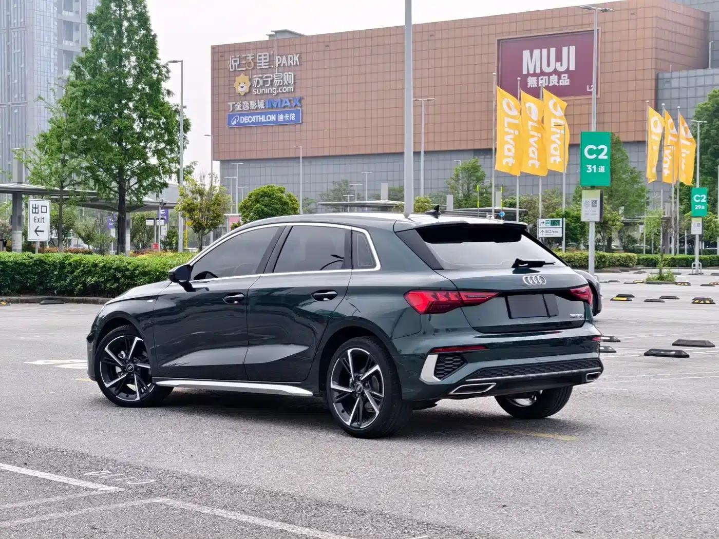 Audi A3 2023 Facelift Sportback 35 TFSI Progressive Sport — миниатюра 5