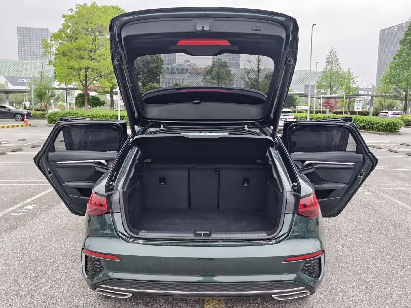 Audi A3 2023 Facelift Sportback 35 TFSI Progressive Sport — миниатюра 9