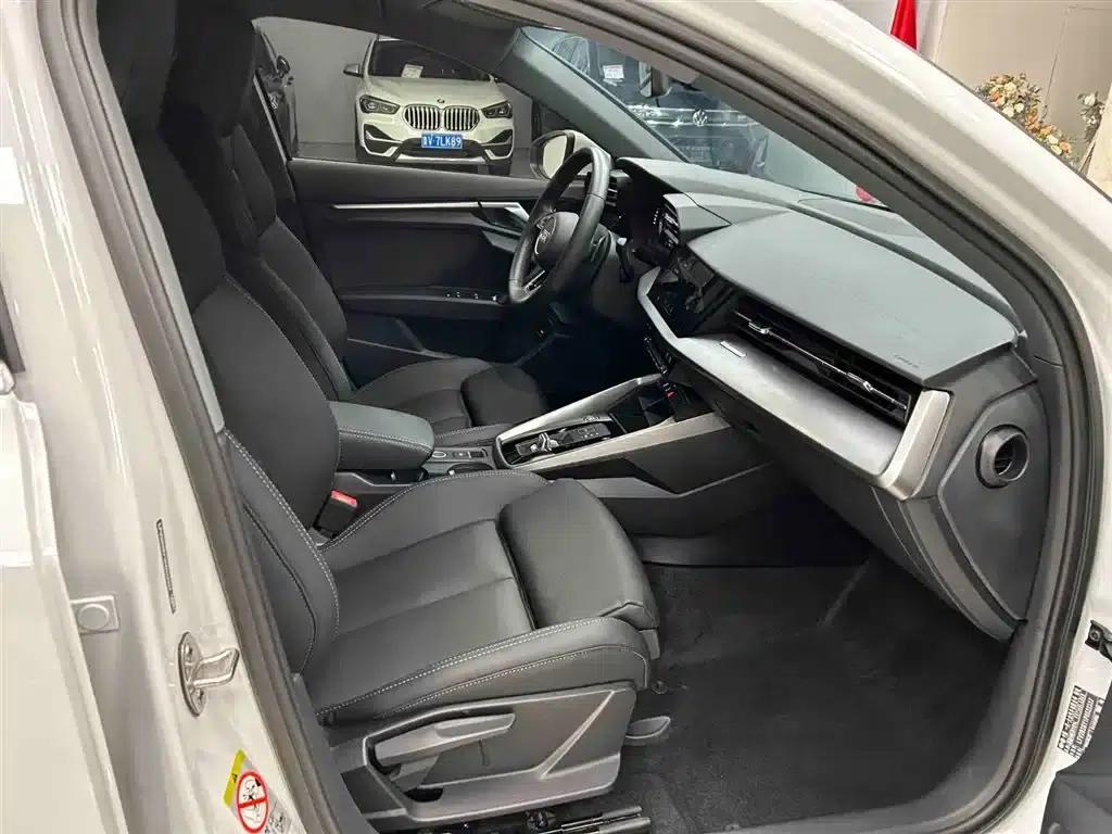 Audi A3 2023 Sportback 35 TFSI Progressive Sport — миниатюра 12