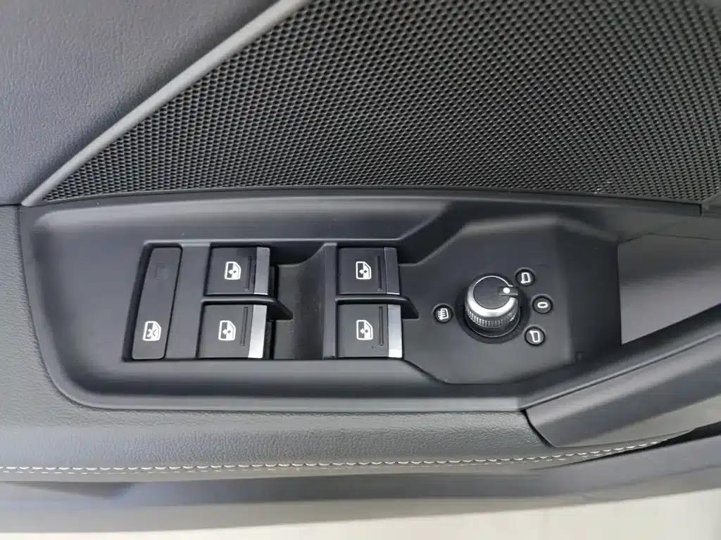 2024 Audi A3 A3L Limousine 35 TFSI Fashion Sport — миниатюра 9