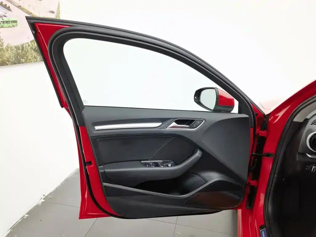 2014 Audi A3 Imported Limousine 40 TFSI S line Comfort — миниатюра 8