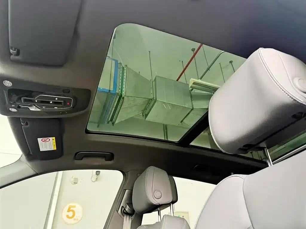 Audi Q5L 2023 40T Luxury Dynamic — миниатюра 9