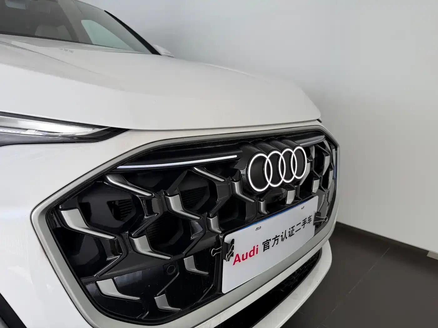 Audi Q5L 2026 2.0T Exclusive Edition for Million Users — миниатюра 22