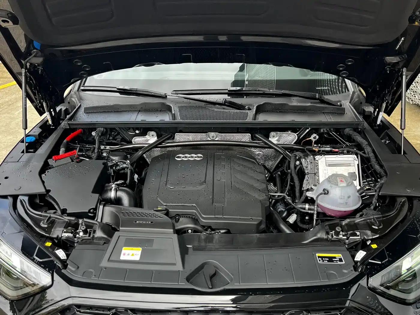 Audi Q5L 2025 45th Anniversary Edition 40 TFSI Luxury Dynamic — миниатюра 27