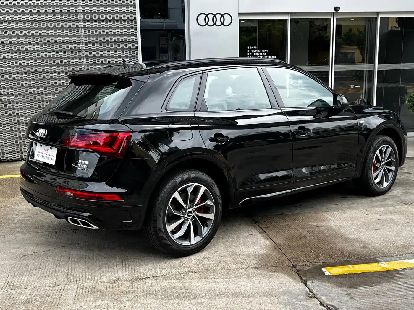 Audi Q5L 2025 45th Anniversary Edition 40 TFSI Luxury Dynamic — миниатюра 4
