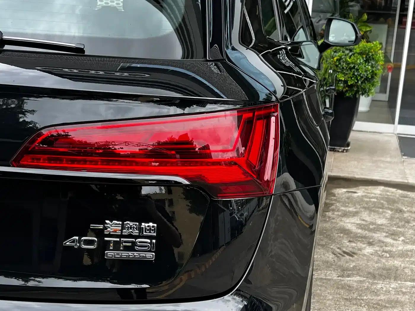 Audi Q5L 2025 45th Anniversary Edition 40 TFSI Luxury Dynamic — миниатюра 8