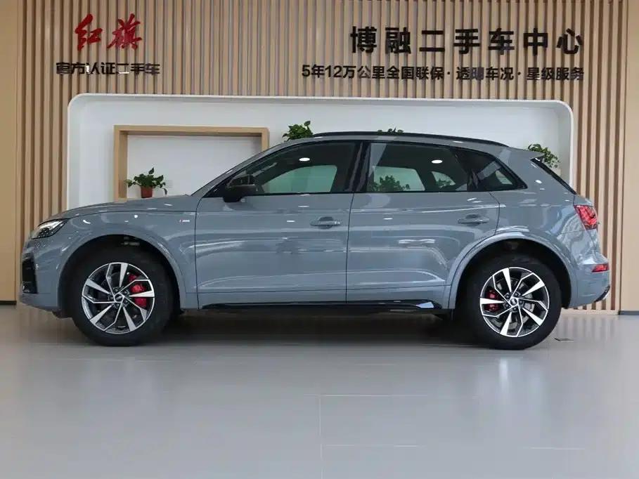 Audi Q5L 2025 45th Anniversary Edition 40 TFSI Luxury Dynamic — миниатюра 2