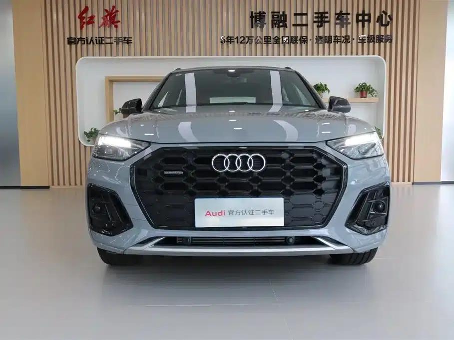 Audi Q5L 2025 45th Anniversary Edition 40 TFSI Luxury Dynamic — миниатюра 4