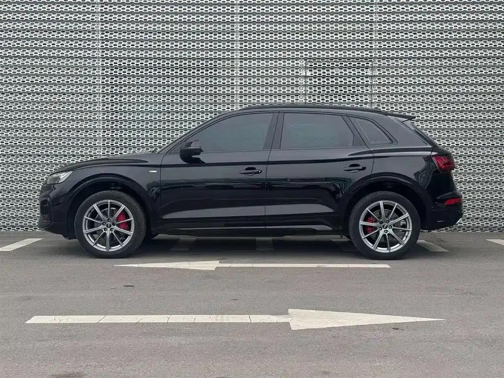Audi Q5L 2024 45 TFSI Luxury Dynamic — миниатюра 2