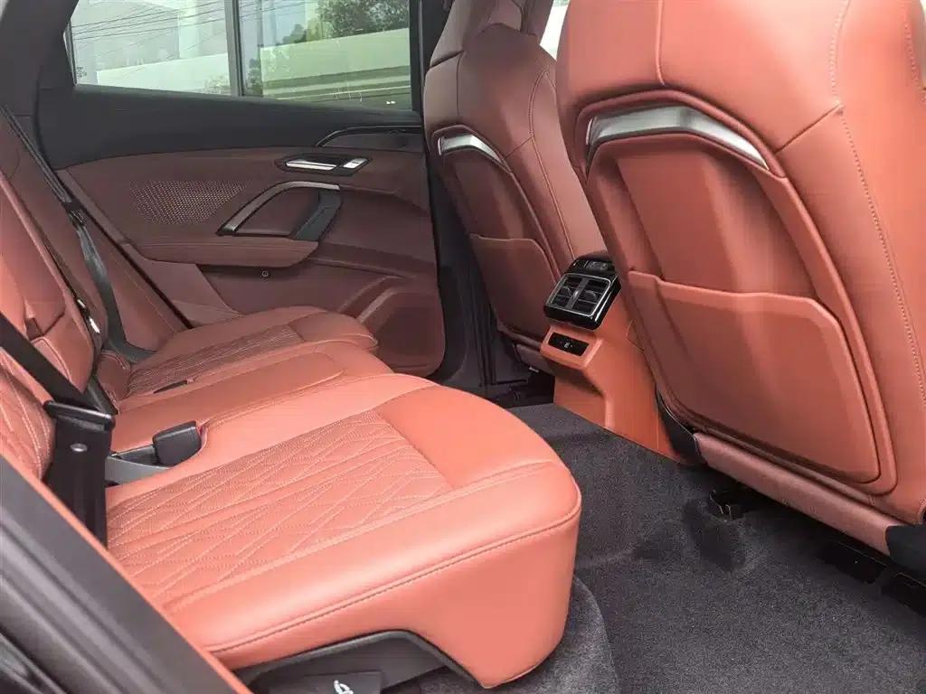 Audi Q5L 2026 2.0T Exclusive Edition for Million Users — миниатюра 14