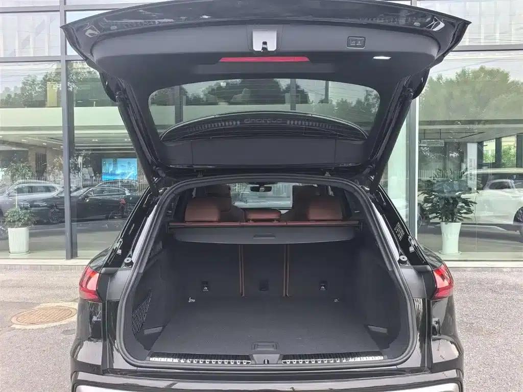 Audi Q5L 2026 2.0T Exclusive Edition for Million Users — миниатюра 15