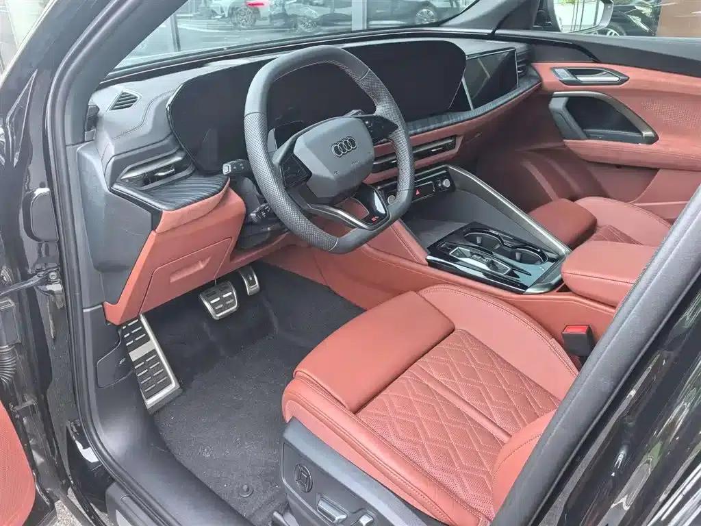 Audi Q5L 2026 2.0T Exclusive Edition for Million Users — миниатюра 9
