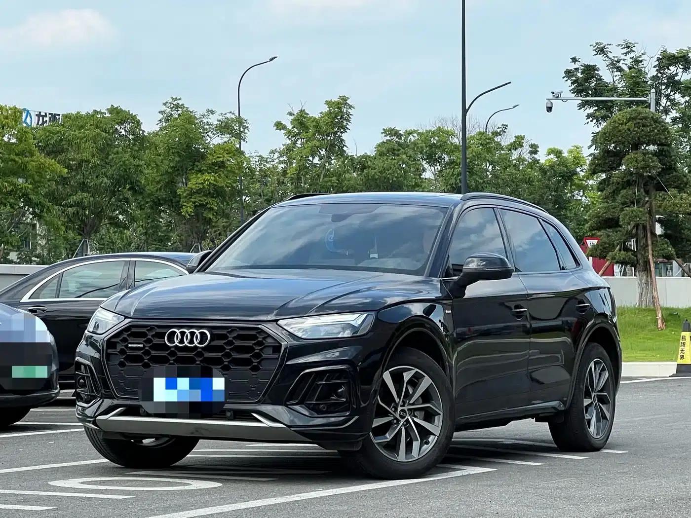 Audi Q5L 2023 40T Luxury Dynamic — миниатюра 1