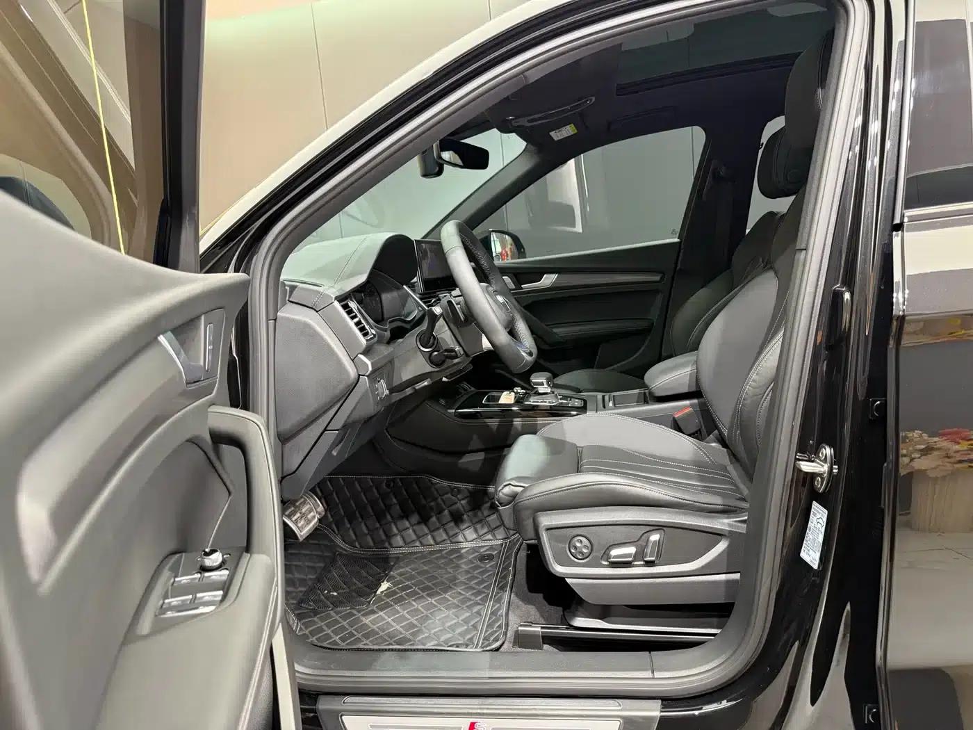Audi Q5L 2024 40 TFSI Luxury Dynamic — миниатюра 6