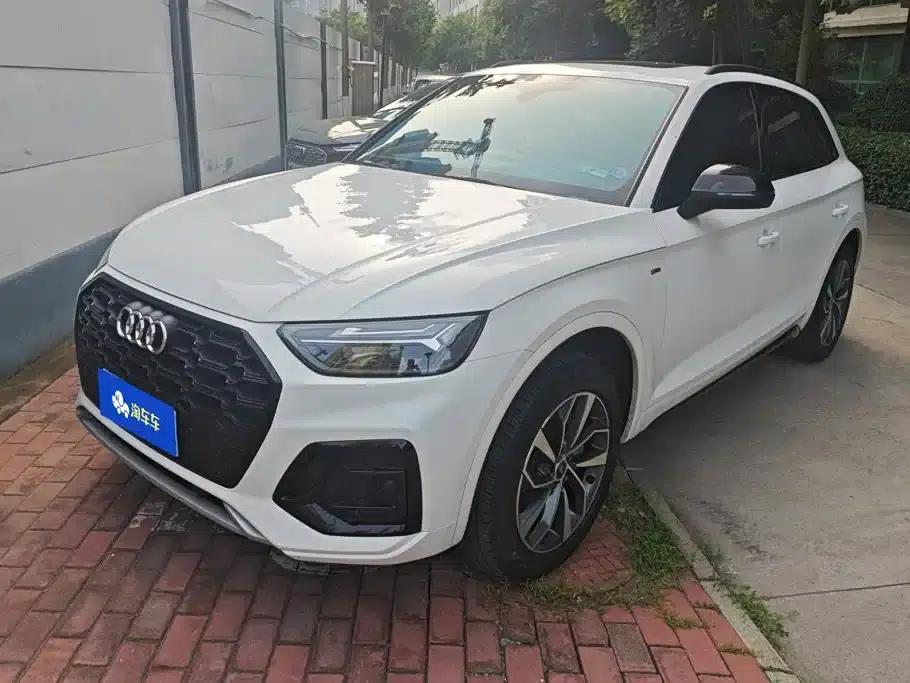 Audi Q5L 2023 40T Luxury Dynamic — миниатюра 1