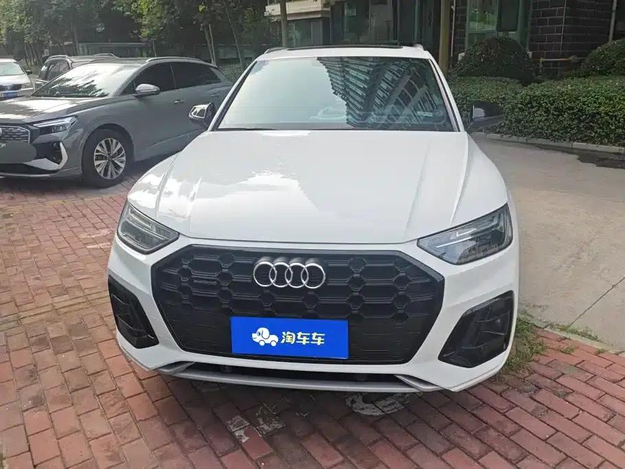 Audi Q5L 2023 40T Luxury Dynamic — миниатюра 2
