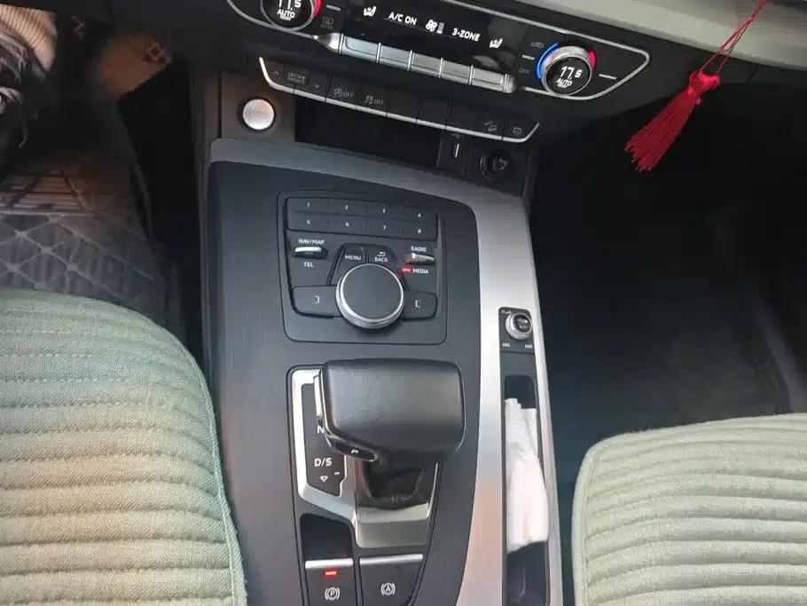 Audi Q5L 2020 Facelift 40 TFSI Luxury Progressive Edition — миниатюра 16