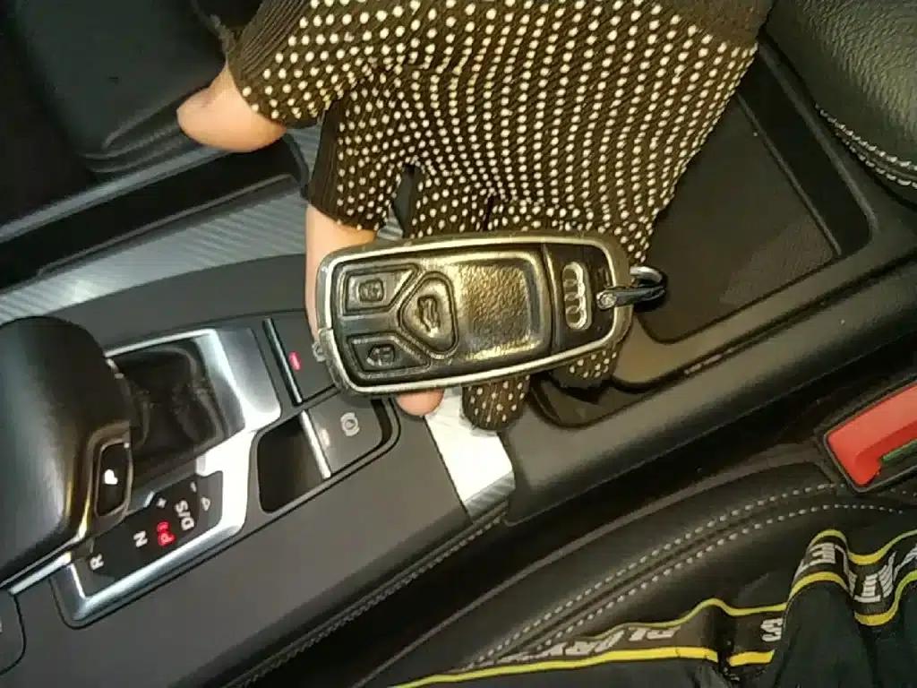 Audi Q5L 2020 45 TFSI Premium Fashion Edition — миниатюра 9