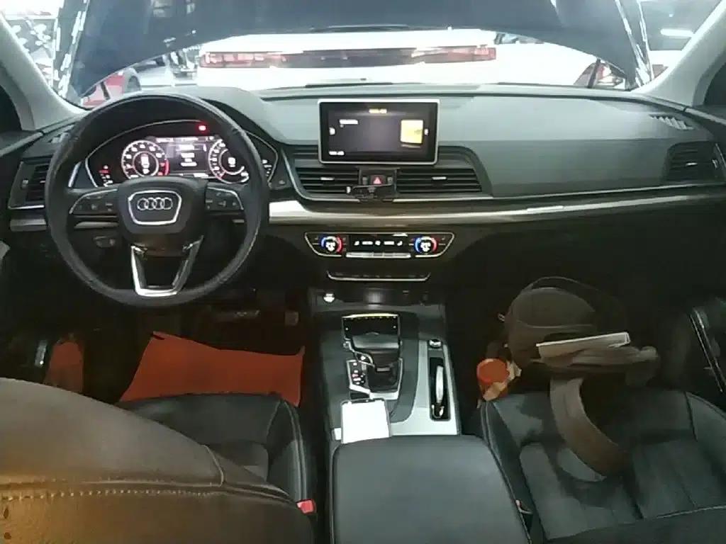 Audi Q5L 2020 45 TFSI Premium Fashion Edition — миниатюра 10