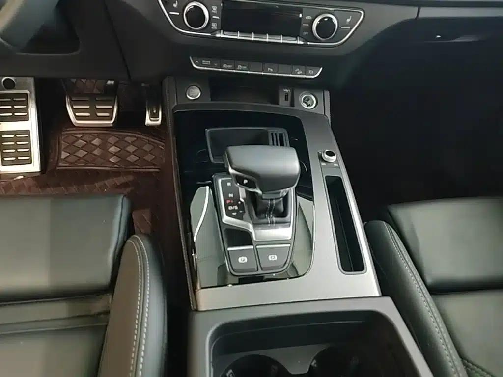 Audi Q5L 2024 40 TFSI Luxury Dynamic — миниатюра 14
