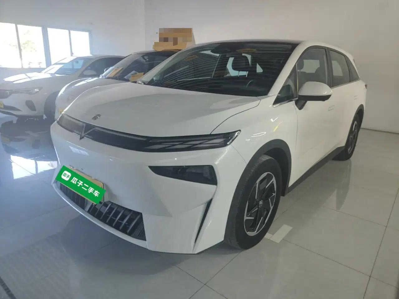 Venucia VX6 2023 520 Max — миниатюра 1