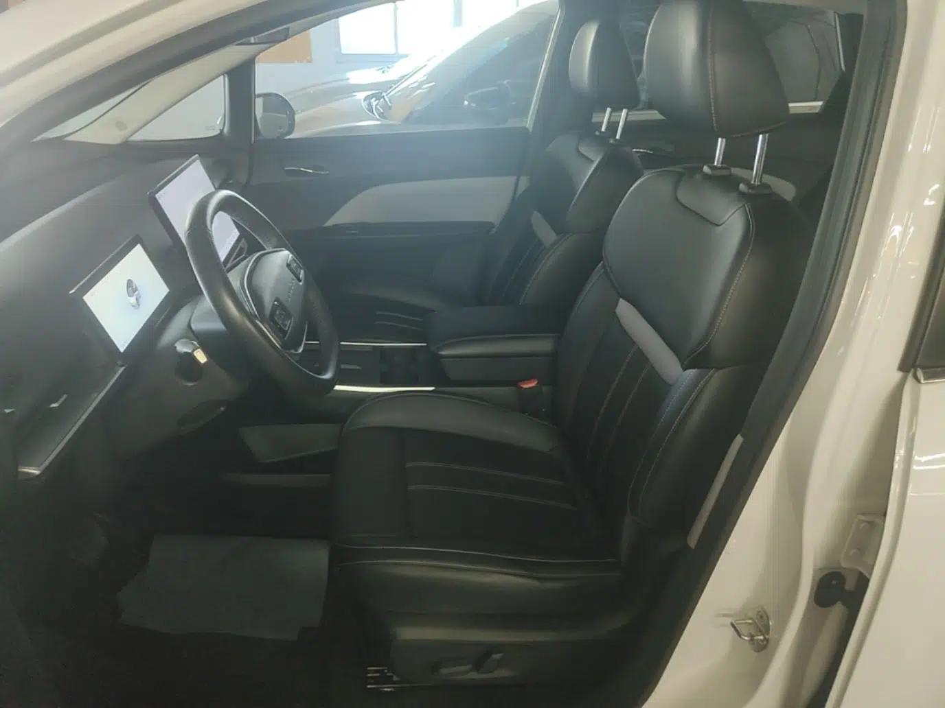 Venucia VX6 2023 520 Max — миниатюра 17