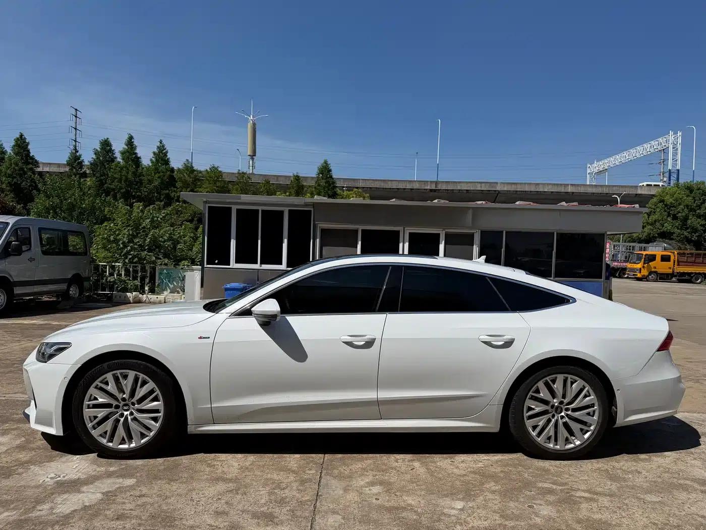 Audi A7 2022 45 TFSI Premium Edition — миниатюра 4