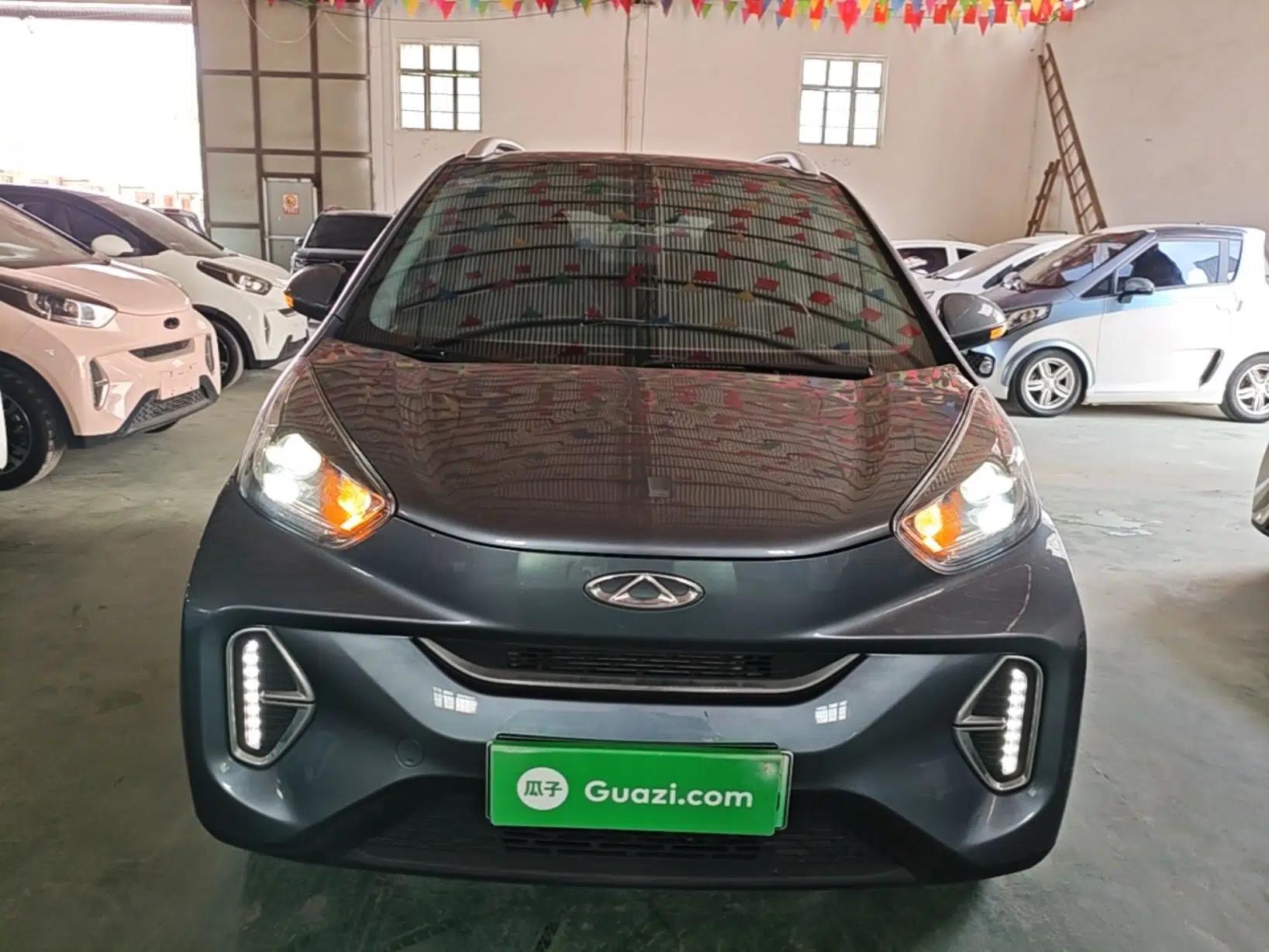 Chery QQ Little Ant 2021 200 000 Yuan Ant Fan Edition Energized Version Lithium Iron Phosphate 301 km — миниатюра 2