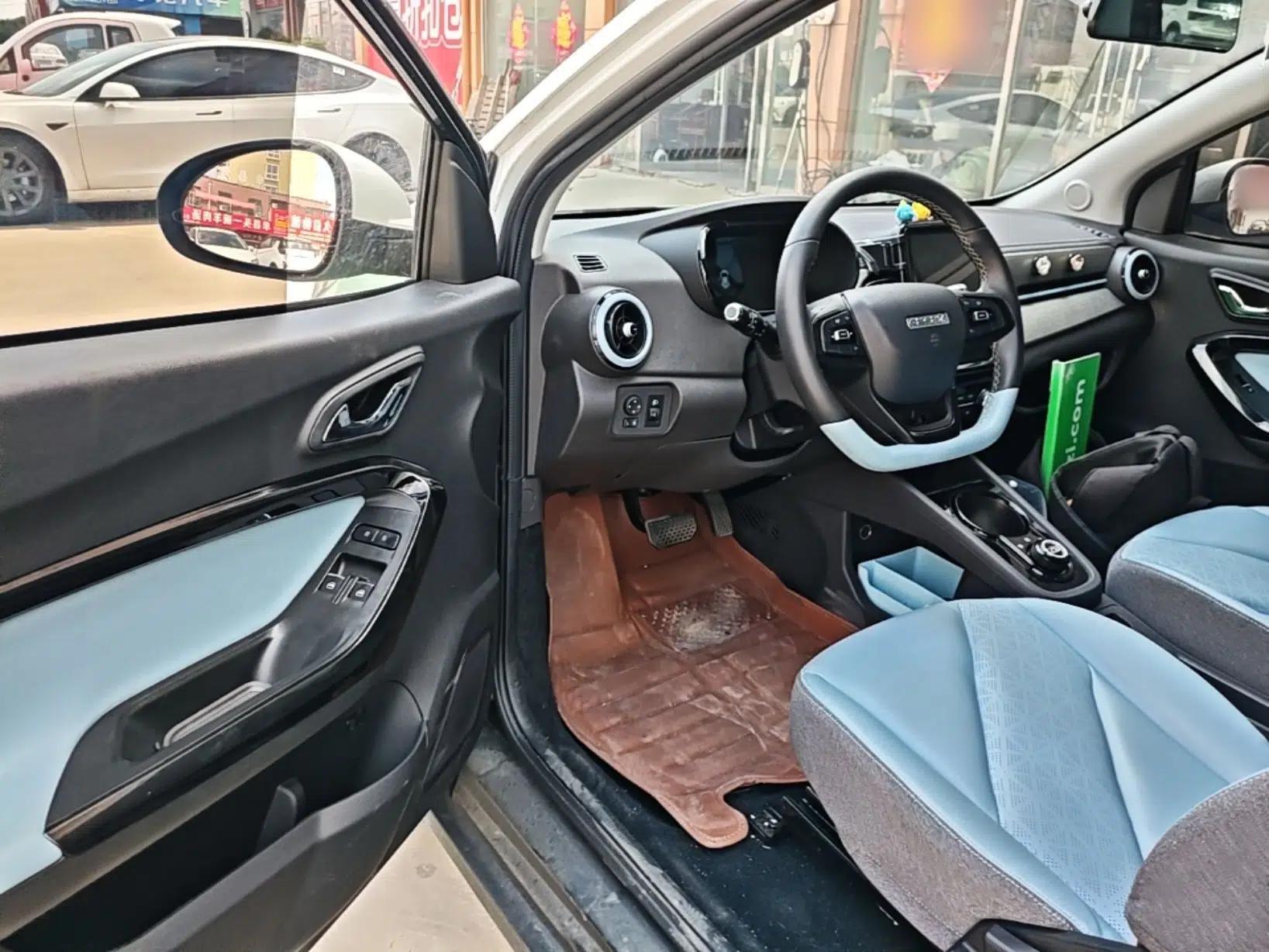 Chery QQ Little Ant 2022 Sweet Pink Edition Half-Sugar Version Lithium Iron Phosphate 30 kW 301 km — миниатюра 23