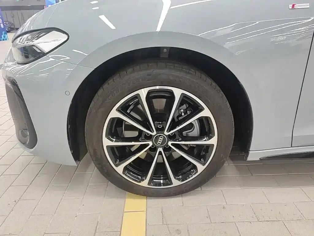 Audi A5L 2026 2.0T Sport Plus — миниатюра 23