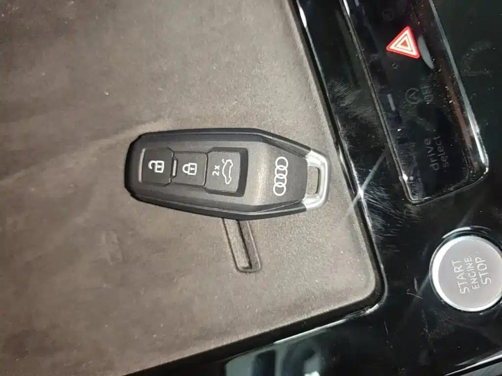 Audi A5L 2026 2.0T Sport Plus — миниатюра 9