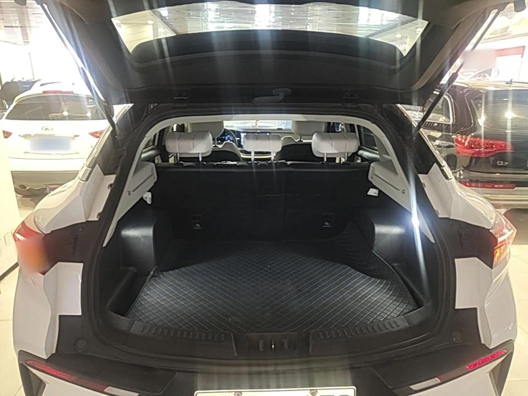 Chery New Energy eQ7 2024 512 km Leisure Edition — миниатюра 22