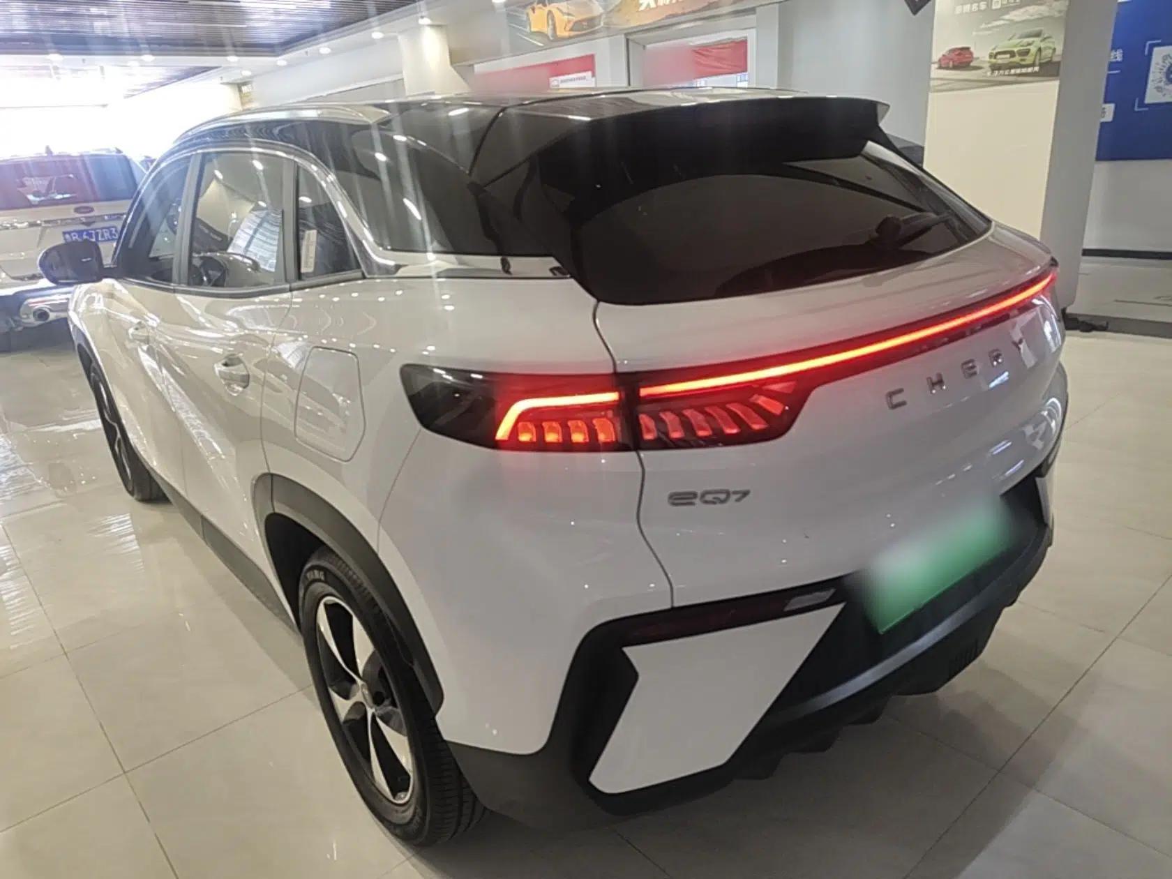 Chery New Energy eQ7 2024 512 km Leisure Edition — миниатюра 4