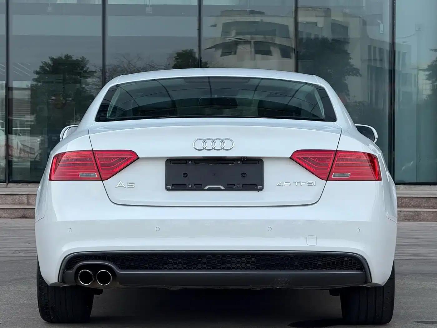 2016 Audi A5 Imported Coupe 45 TFSI Comfort Model — миниатюра 5