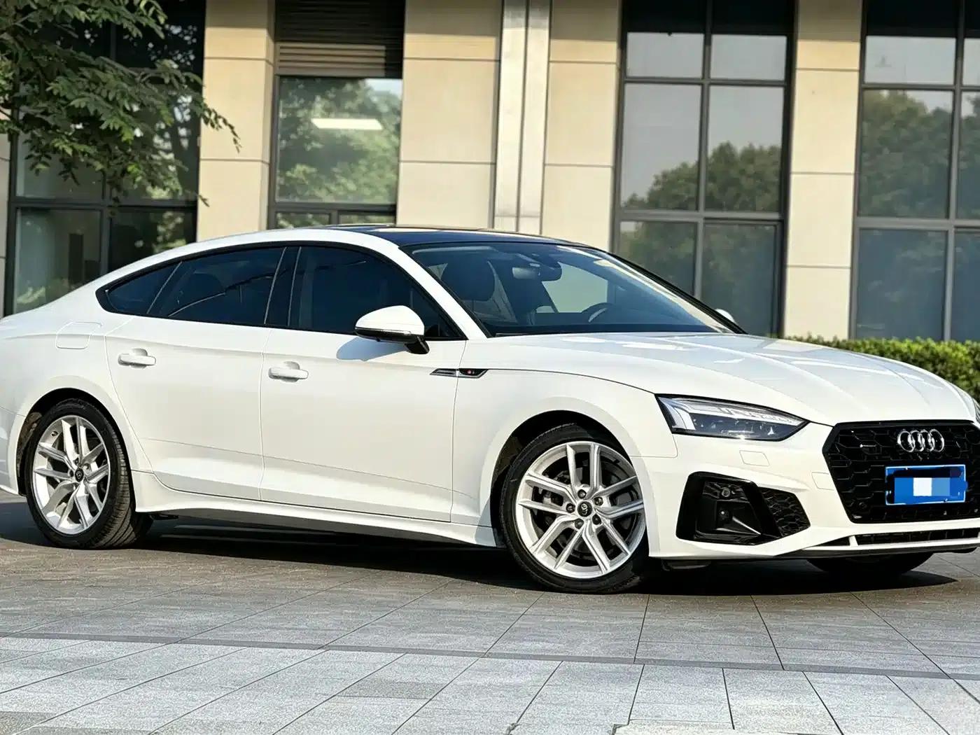 Audi A5 (Imported) 2022 Sportback 40 TFSI Fashion Dynamic Edition — миниатюра 3