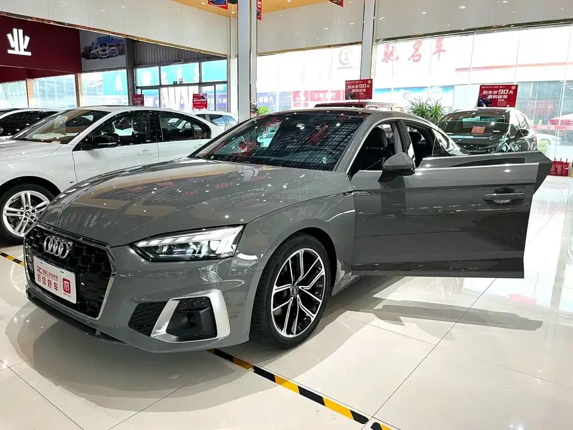 2021 Audi A5 Sportback 40 TFSI (Imported) - Fashionable and Dynamic Model — миниатюра 4