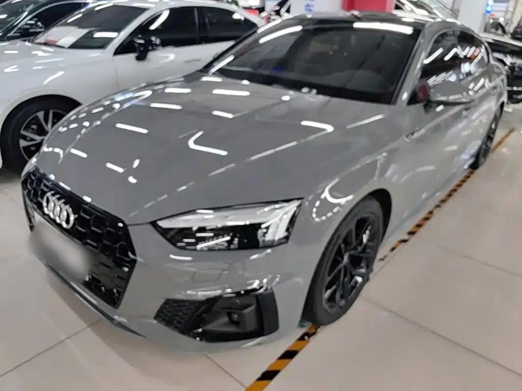 2022 Audi A5 Sportback 40 TFSI (Imported) - Fashionable and Elegant Model — миниатюра 1