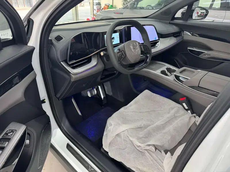 Hongqi Tiangong 08 2025 Model 605 Rear-Wheel Drive Pioneer Edition — миниатюра 8