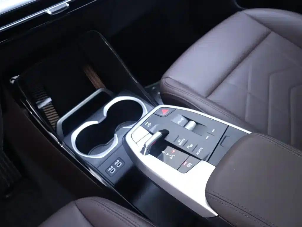 BMW X1 2023 sDrive25Li M Sport Package — миниатюра 12