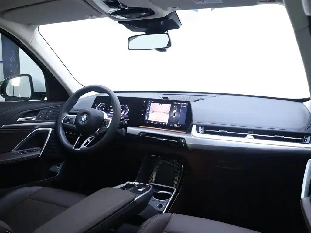 BMW X1 2023 sDrive25Li M Sport Package — миниатюра 20