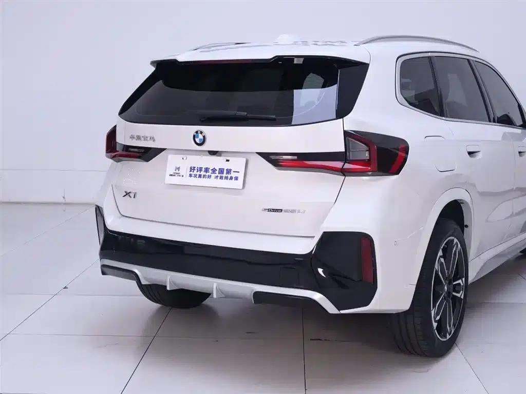 BMW X1 2023 sDrive25Li M Sport Package — миниатюра 8