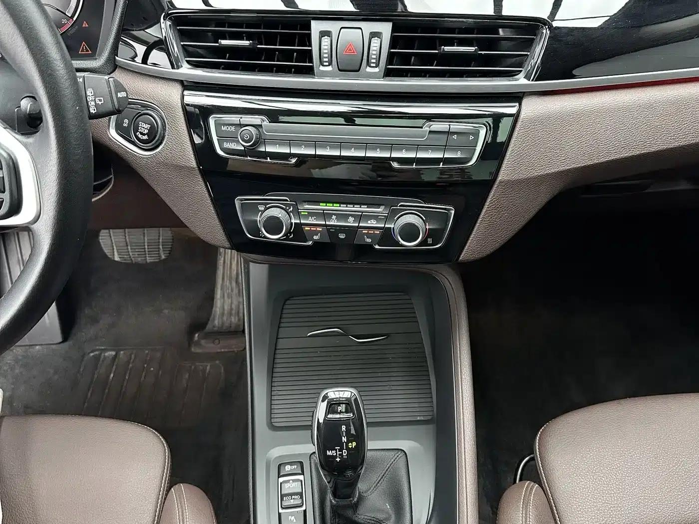 BMW X1 2022 sDrive20Li Fashion Edition — миниатюра 14