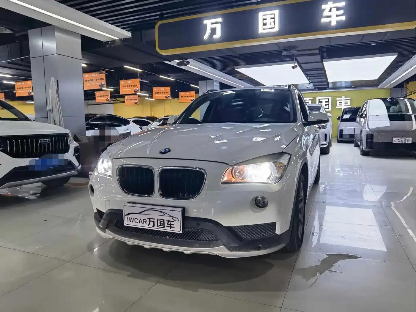 BMW X1 2015 sDrive18i Fashion Upgrade Edition — миниатюра 2