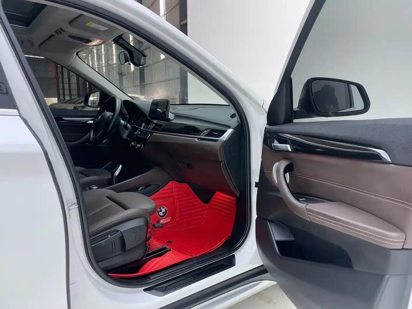 BMW X1 2022 sDrive20Li Fashion Edition — миниатюра 23
