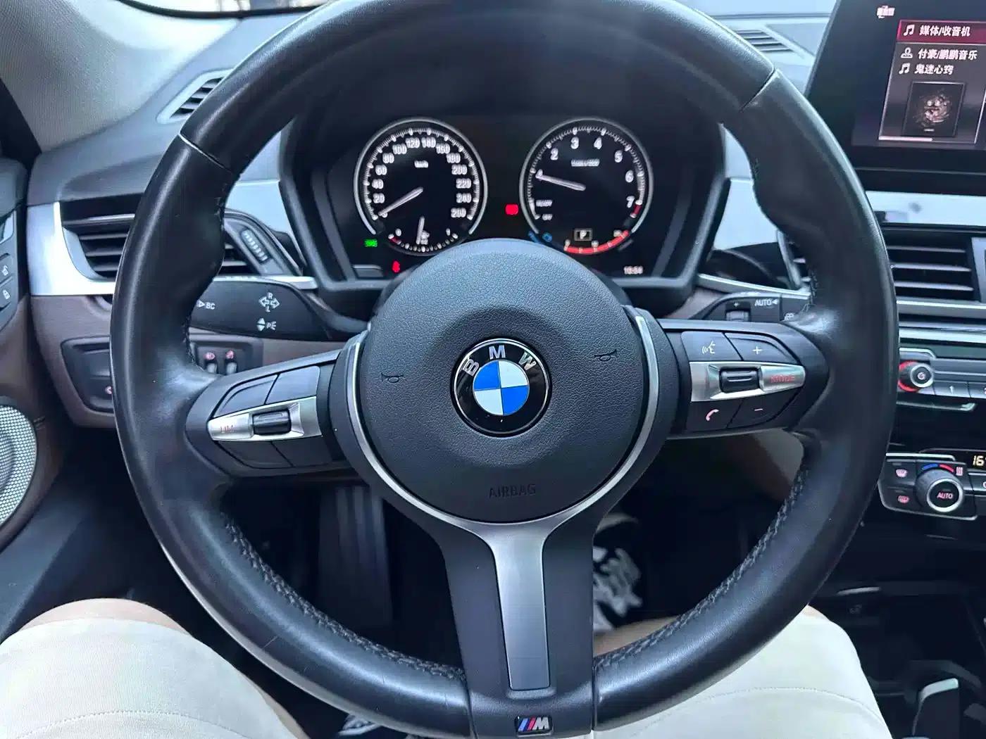 BMW X1 2022 sDrive20Li Premium — миниатюра 12