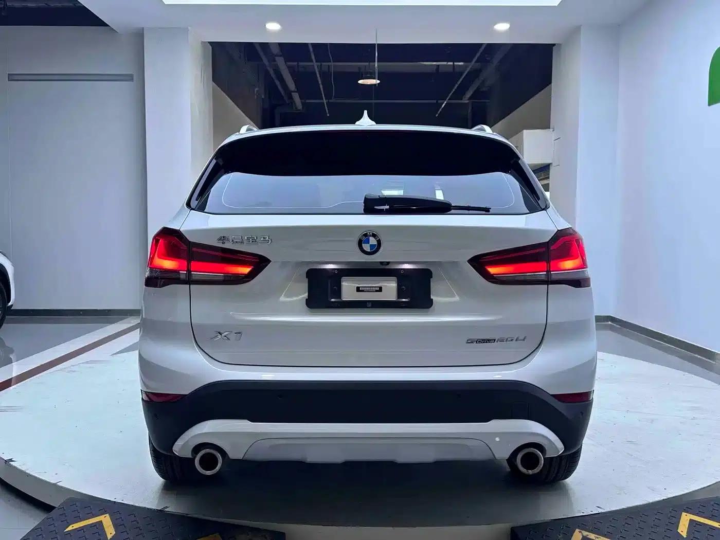 BMW X1 2022 sDrive20Li Premium — миниатюра 4