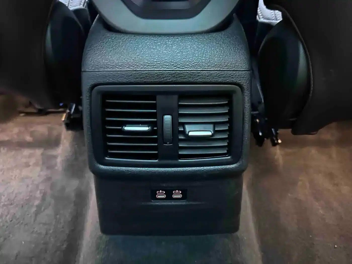 BMW X1 2022 sDrive20Li Premium — миниатюра 18