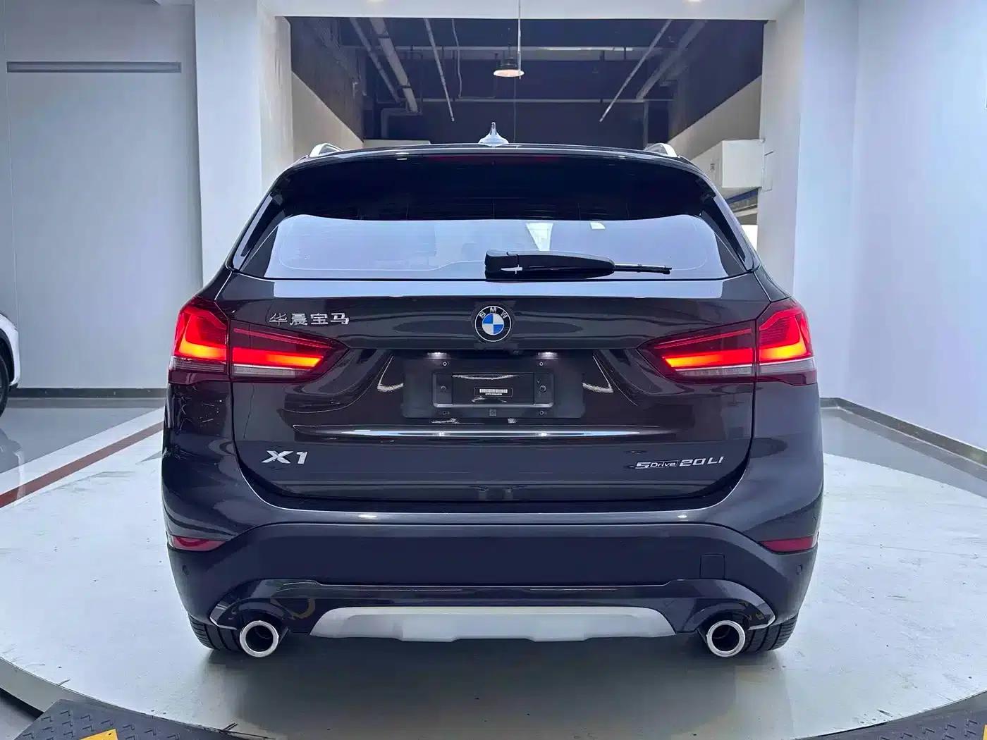 BMW X1 2022 sDrive20Li Premium — миниатюра 4
