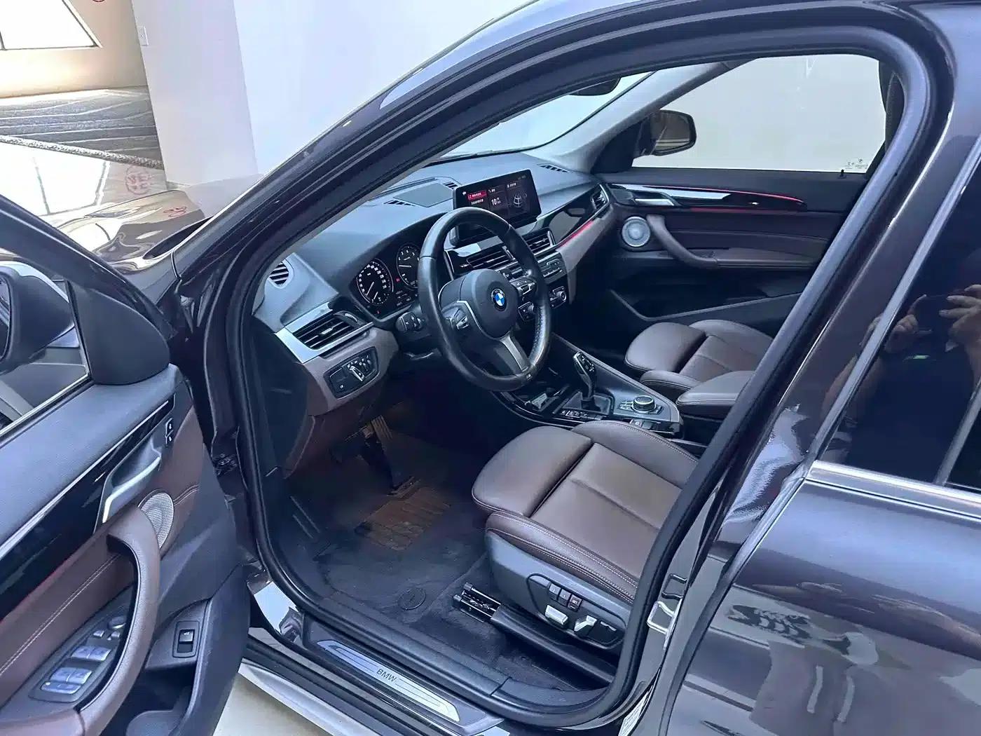 BMW X1 2022 sDrive20Li Premium — миниатюра 9