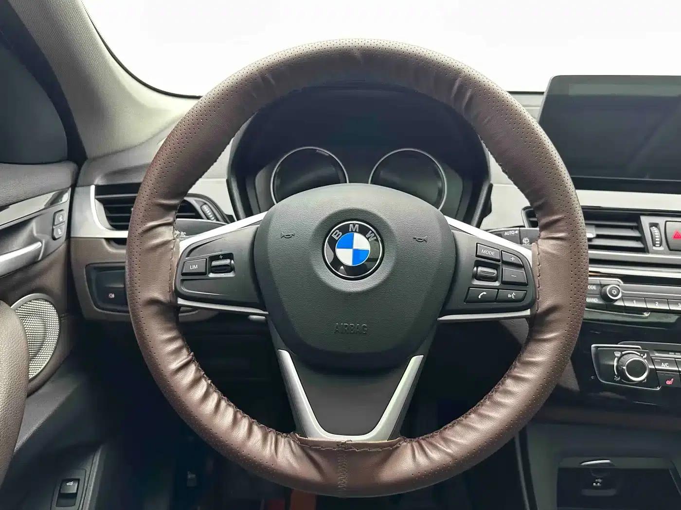 BMW X1 2022 sDrive20Li Fashion Edition — миниатюра 17